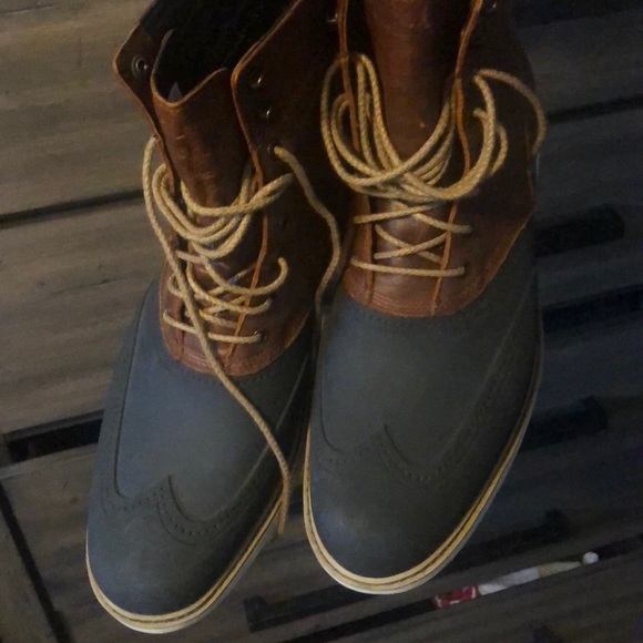 Tim’s wingtip water proof boots 11.5 - Picture 2 of 2